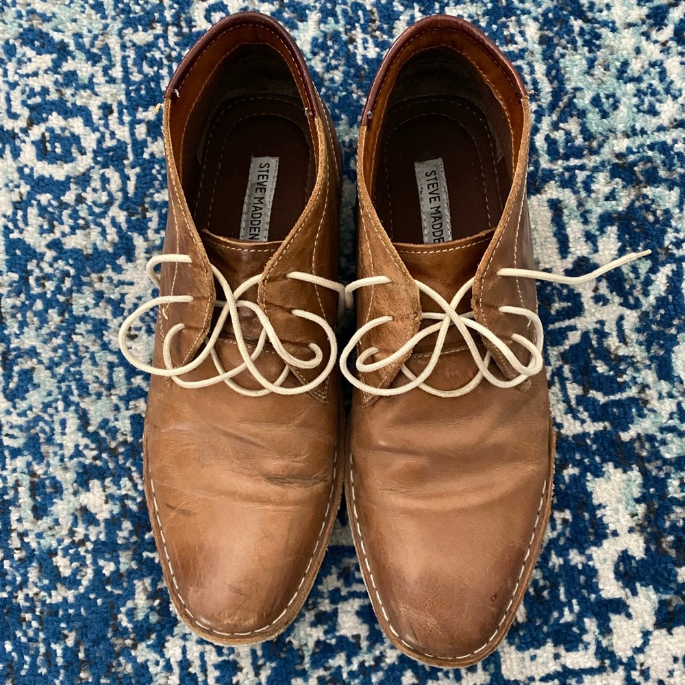 Steve Madden Tan Leather Chukka Boots